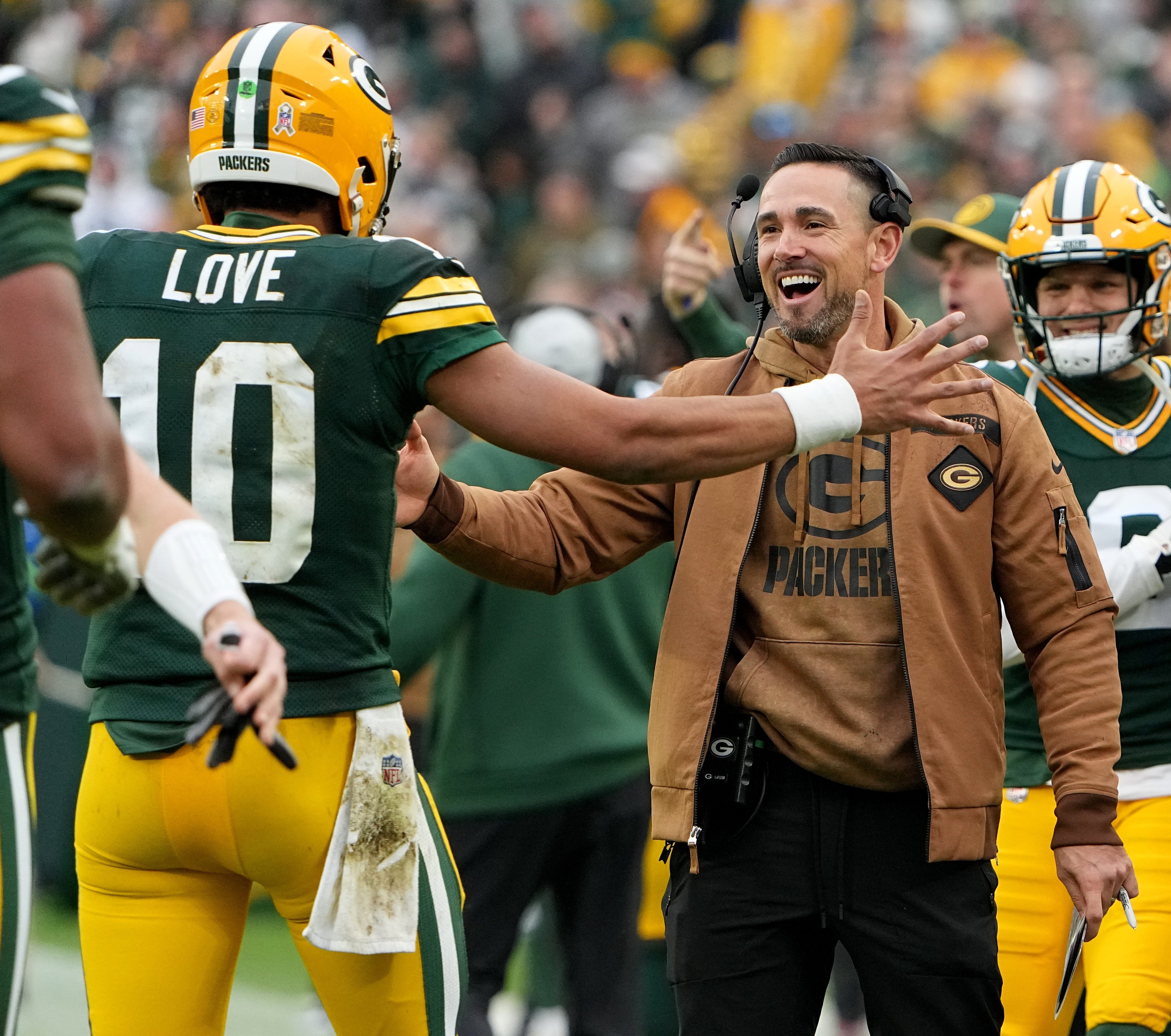 Mr. December: Matt LaFleur And Jordan Love Eye Playoff Push - Fans ...