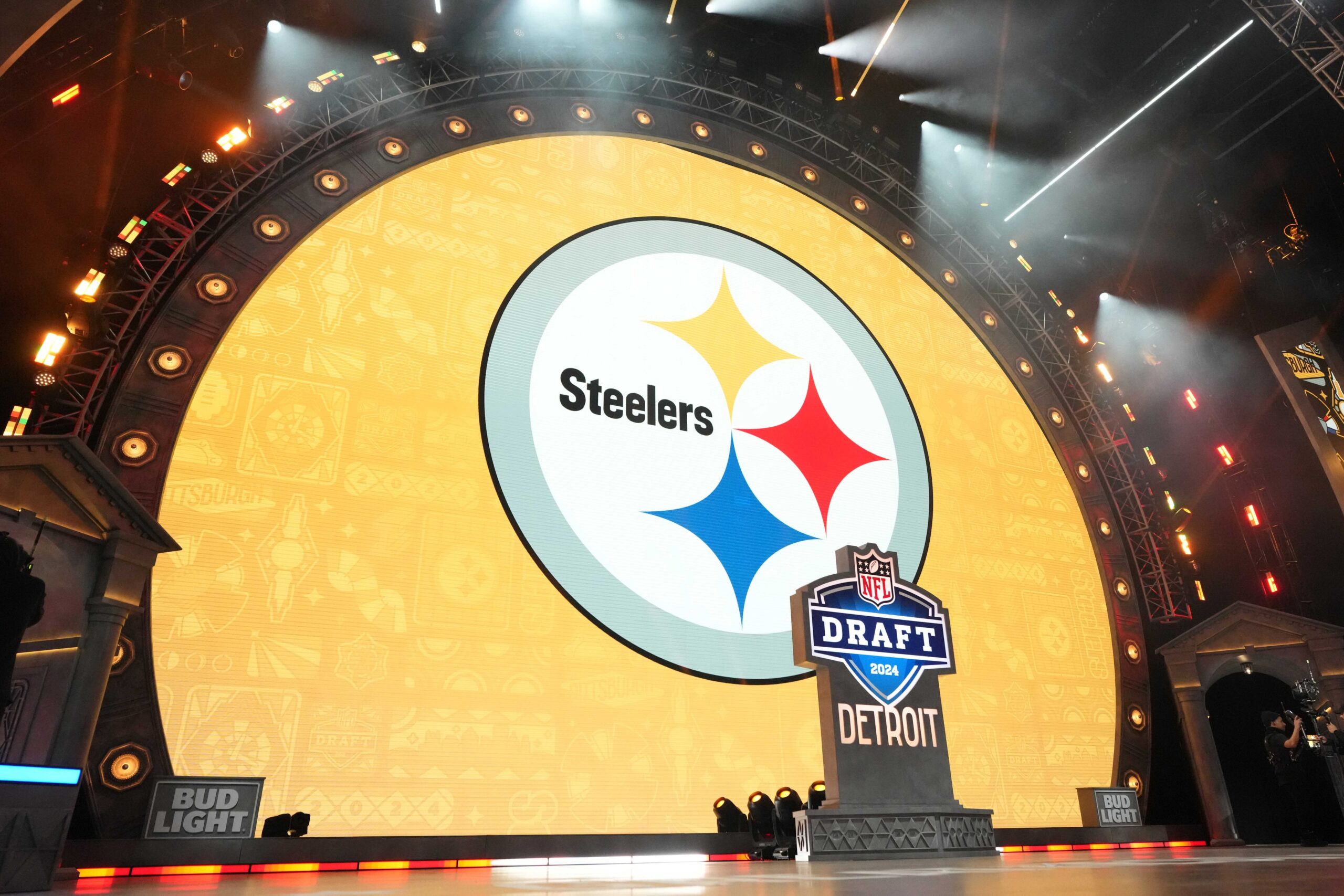 Steelers 2025 NFL Draft Picks Updating Pittsburgh's draft picks Fans